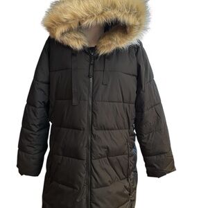 GAP Women's Black Max Puffer Cold Control Coat with Faux Fur Hood